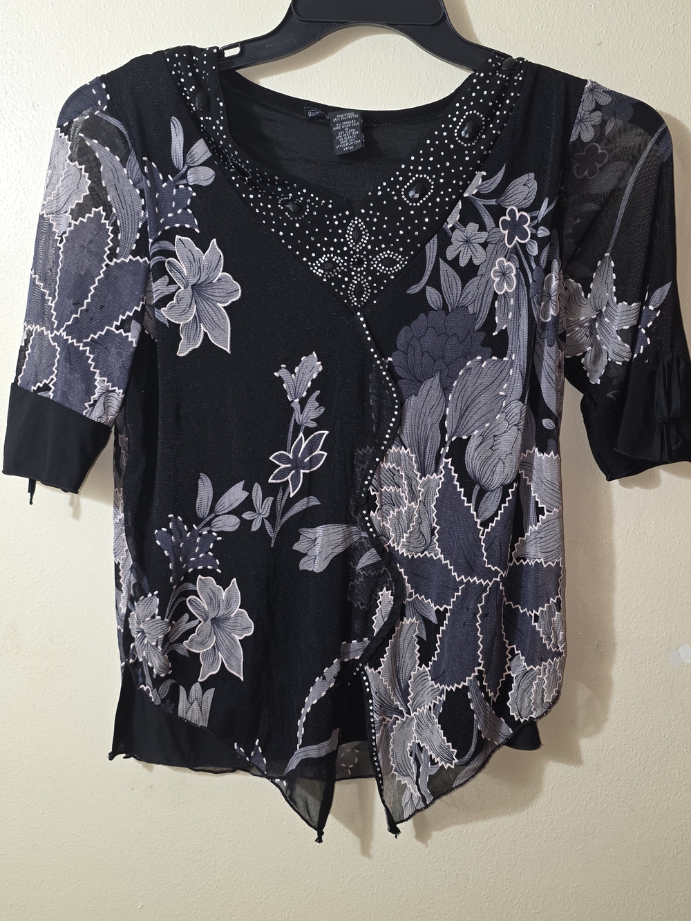 Simply Irresistible Women's Black Lace Top with Gray Floral Print Size Large